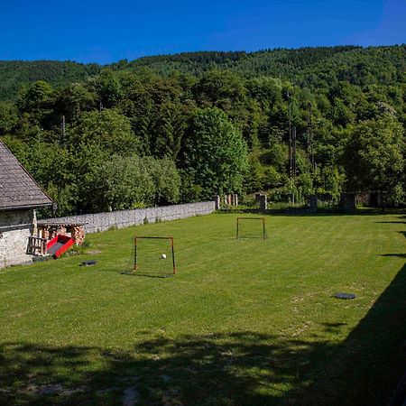 Ubytovacie Zariadenie U Mudajov Kralovany Buitenkant foto