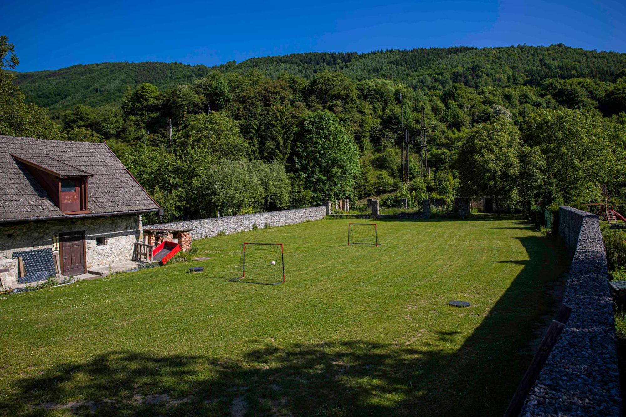 Ubytovacie Zariadenie U Mudajov Kralovany Buitenkant foto